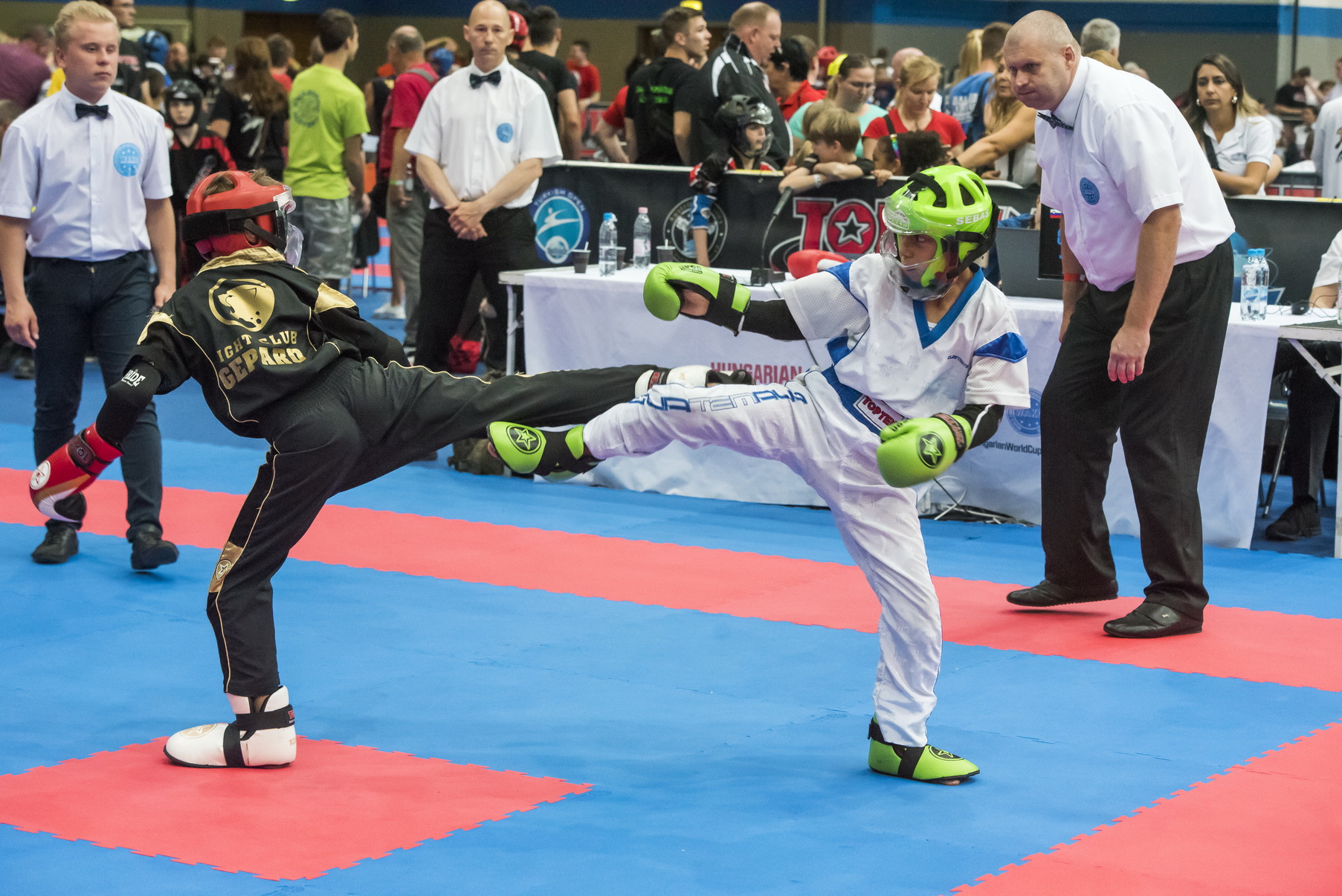 KICKBOX 2 resize
