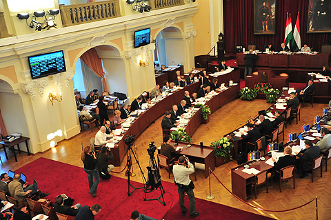 20111116_fovkgy_02_480x319