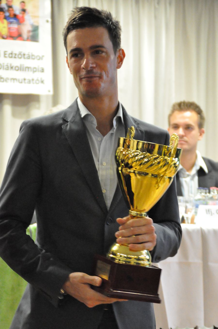 Kiralyteam_034