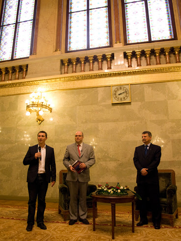 parlament3