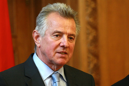 Schmitt-Pl