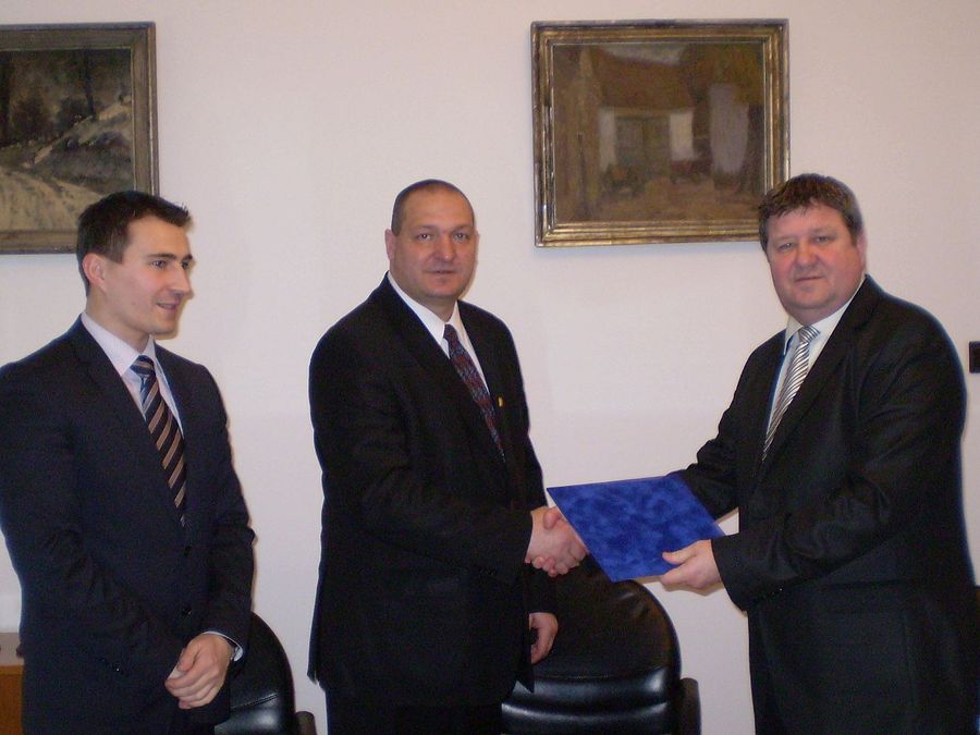 Adssgtvllals-Csepel-20130228
