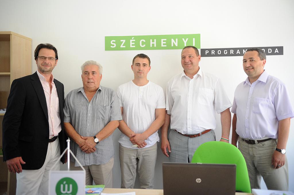 Szechenyiirodakozos