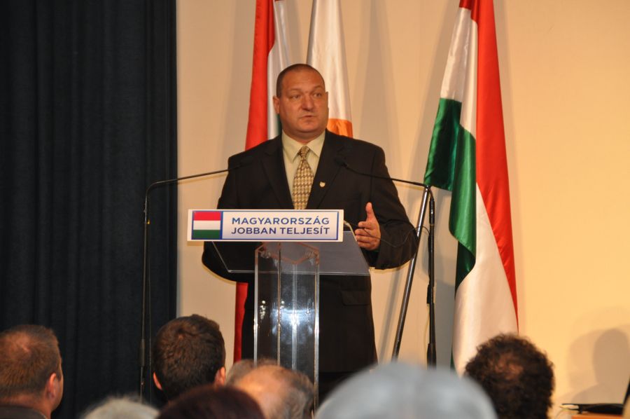 polgarok_haza_rezsi_026