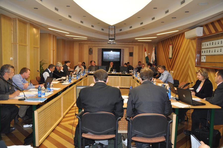 testuleti_13_09_27_019