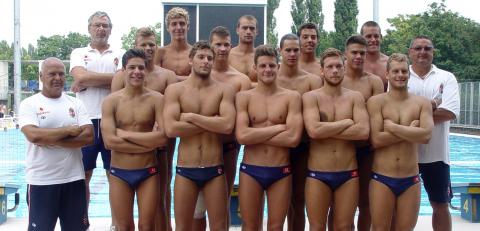 u18