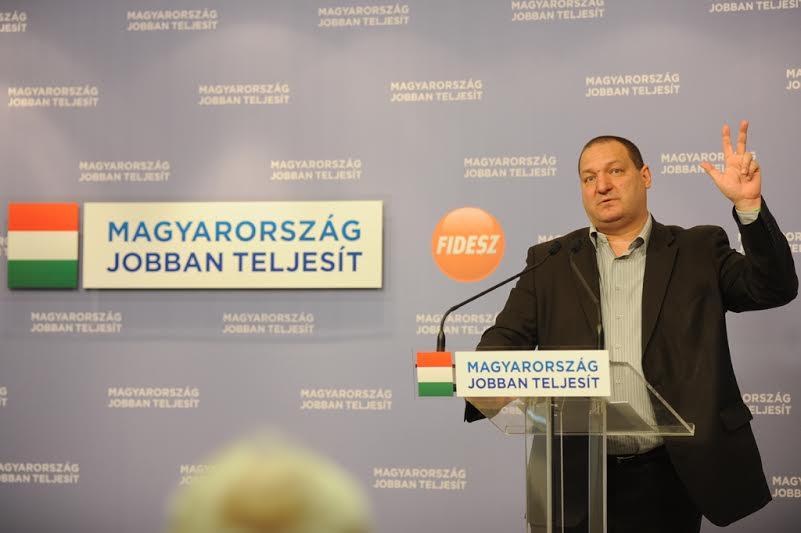 rezsi_1ev_c