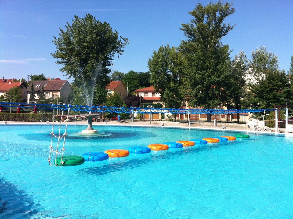 strand_uj