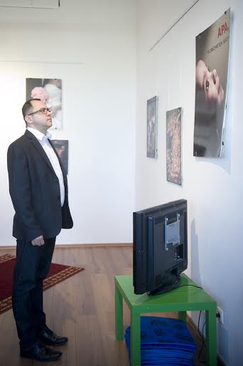 kontraszt4