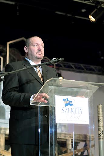 szekely_bal4
