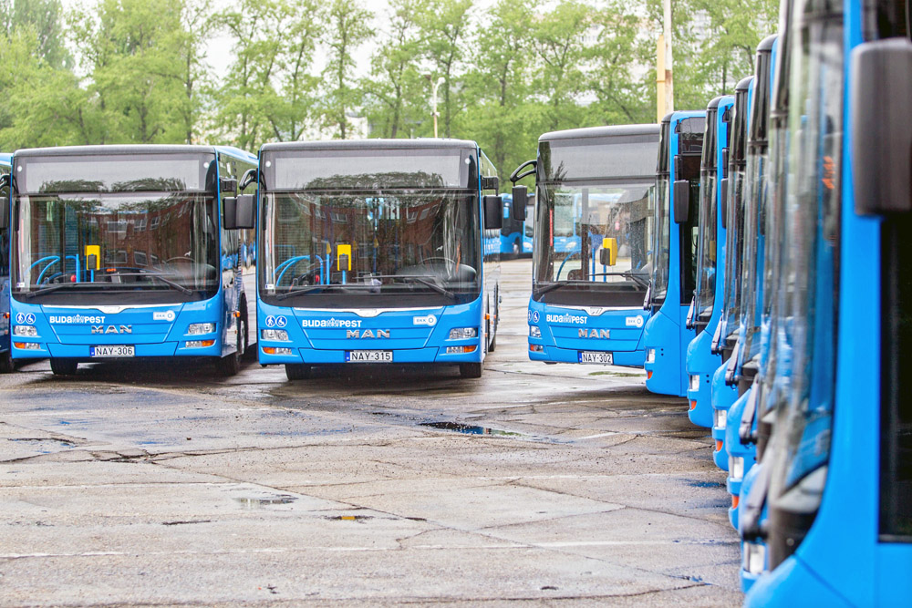 A21_autobuszok_atadasa_CSS32