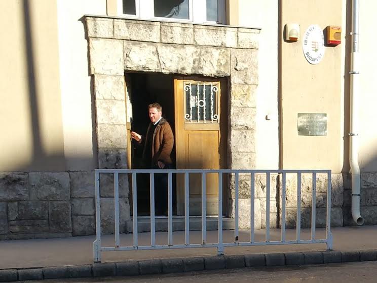 szj