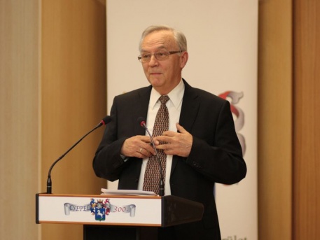 dr. csurgay arpad