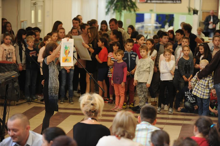 szuretibal11