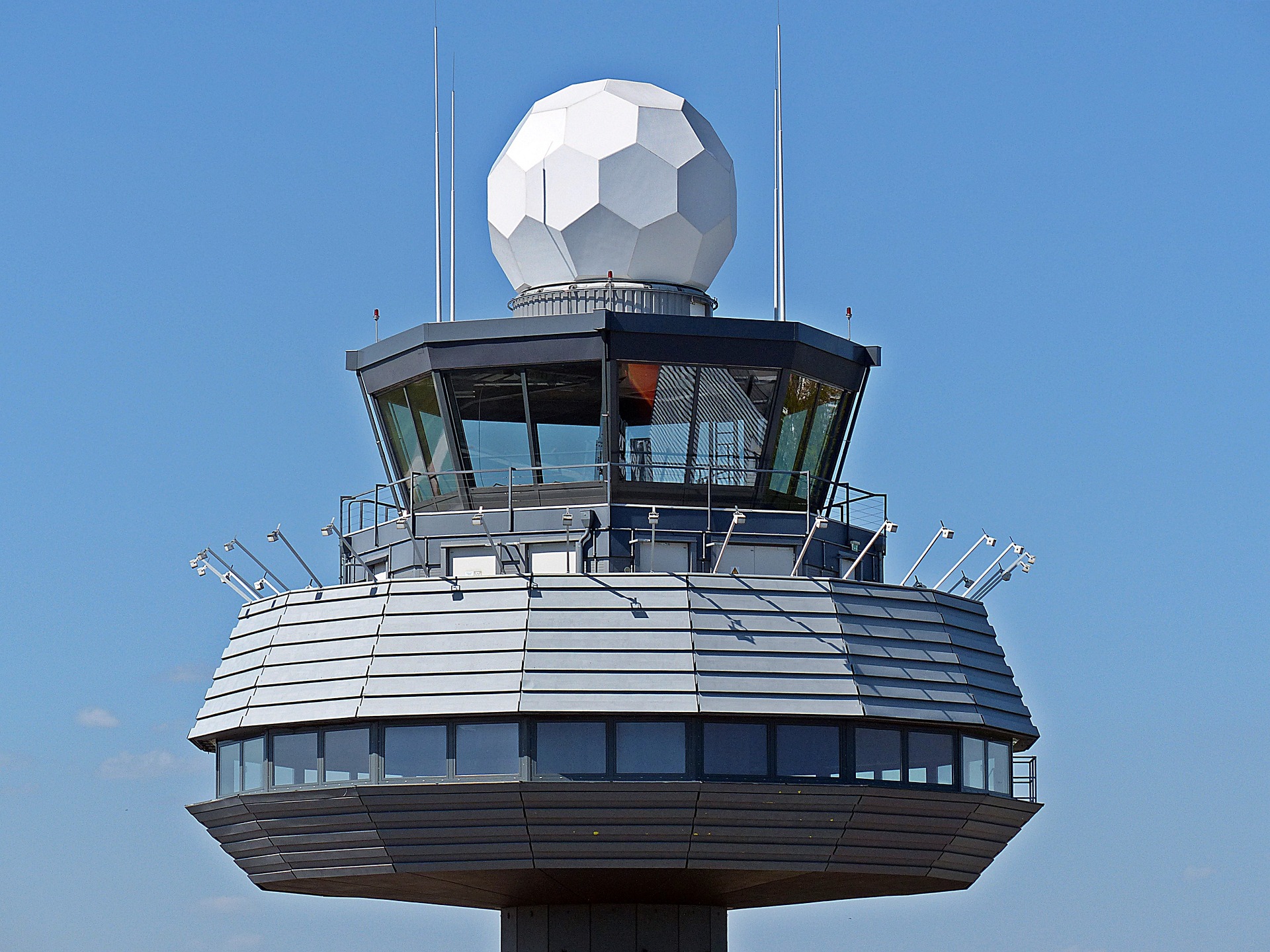 tower 1379715 1920